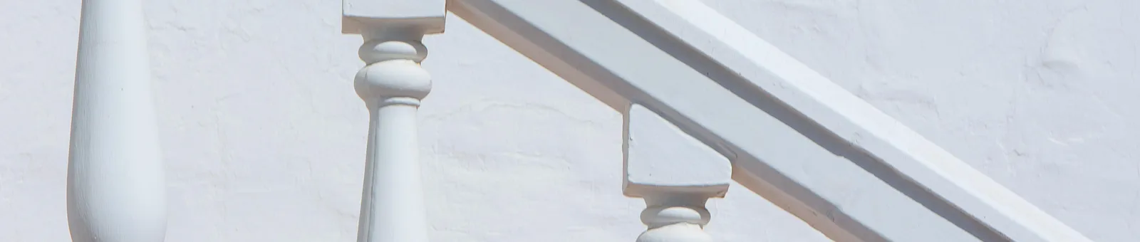 Creating a welcoming deck stair railing